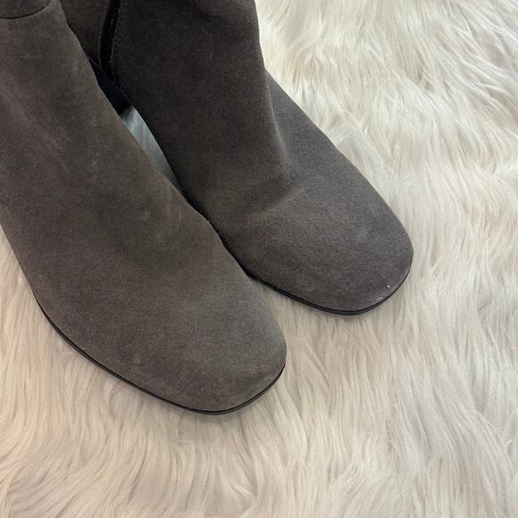 La CANADIENNE Waterproof Suede Knee High Boots Square Toe Block Heeled, Gray - Picture 6 of 9